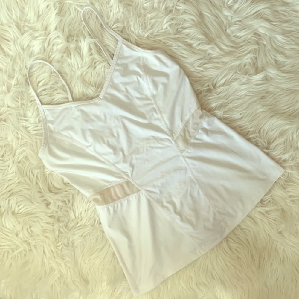 Fabletics White Mesh Cut Out Tank Top Small